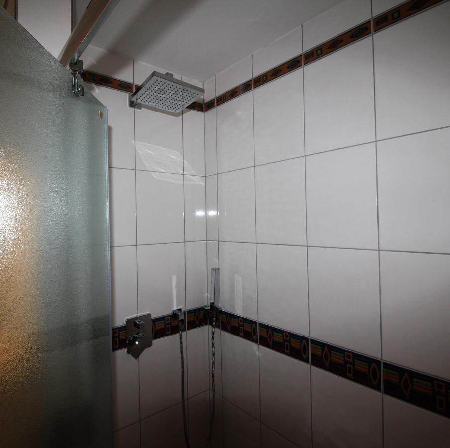 Apartmany U Knajflu Ceske Petrovice ภายนอก รูปภาพ