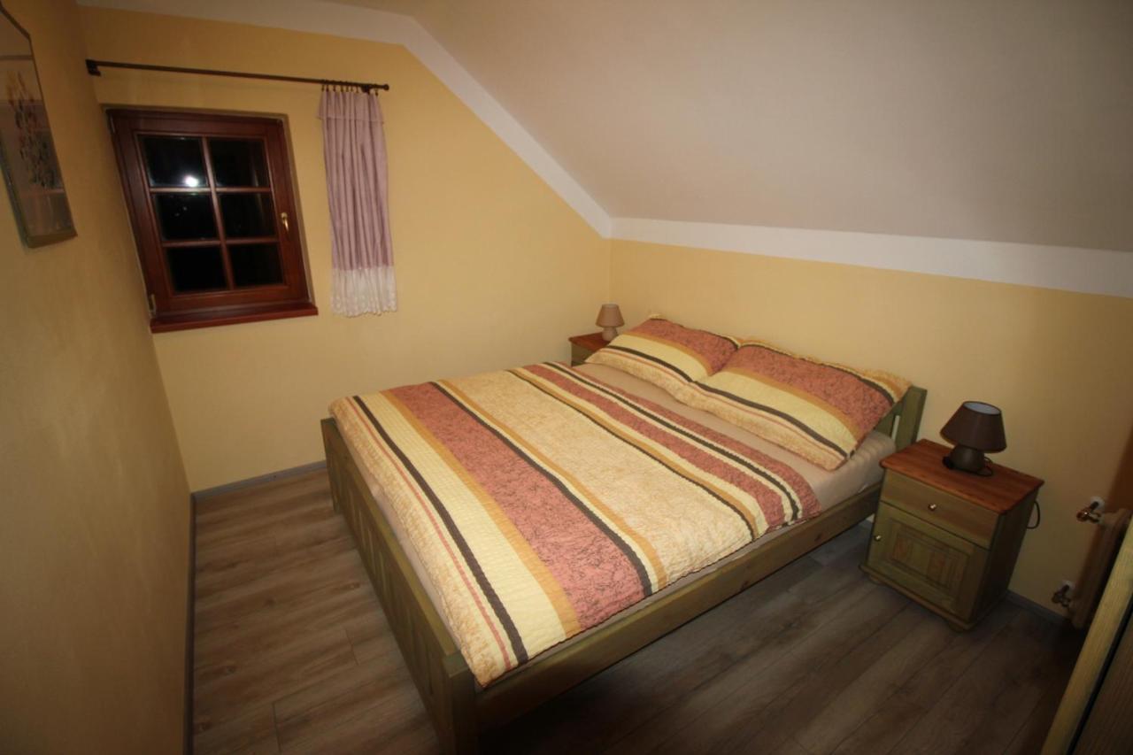 Apartmany U Knajflu Ceske Petrovice ภายนอก รูปภาพ