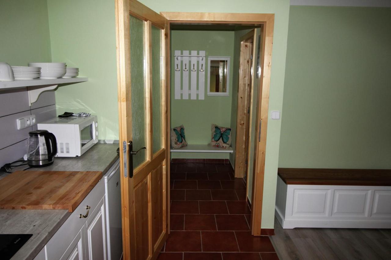 Apartmany U Knajflu Ceske Petrovice ภายนอก รูปภาพ