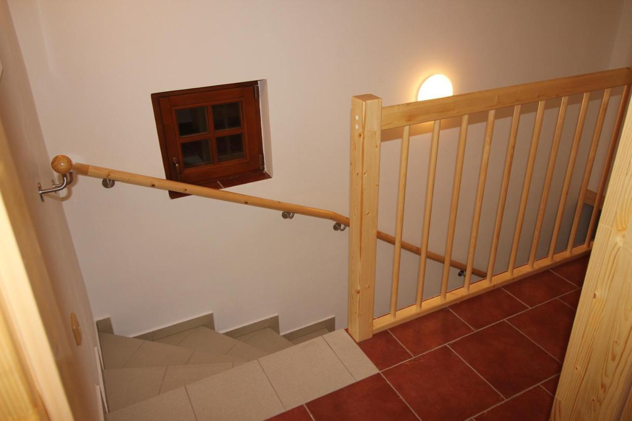 Apartmany U Knajflu Ceske Petrovice ภายนอก รูปภาพ