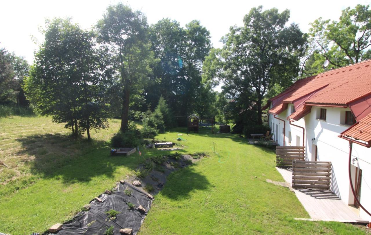 Apartmany U Knajflu Ceske Petrovice ภายนอก รูปภาพ