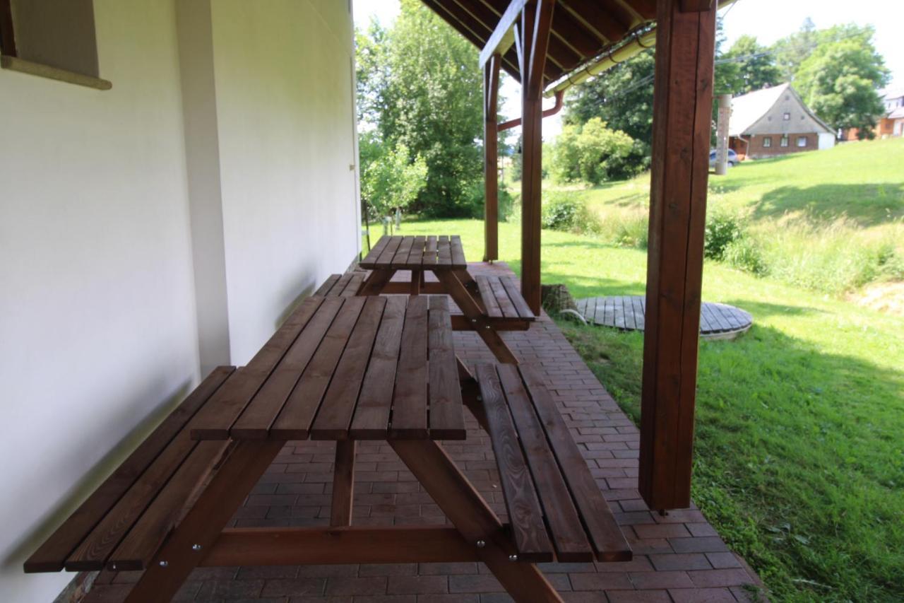 Apartmany U Knajflu Ceske Petrovice ภายนอก รูปภาพ